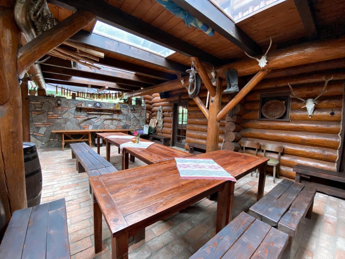 Koliba U Rytiera Villa Zvolen Exterior photo